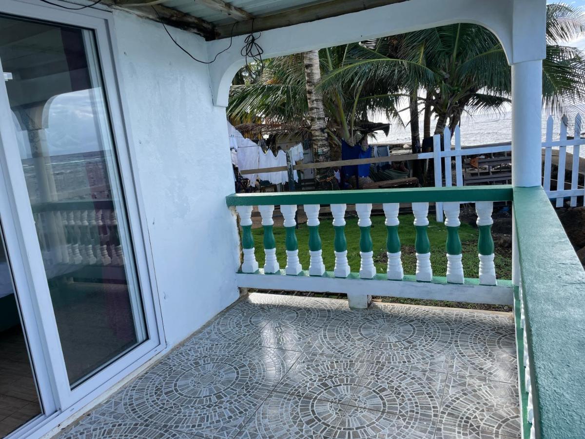 The Wave Hostel Corn Island Brig Bay Exterior photo